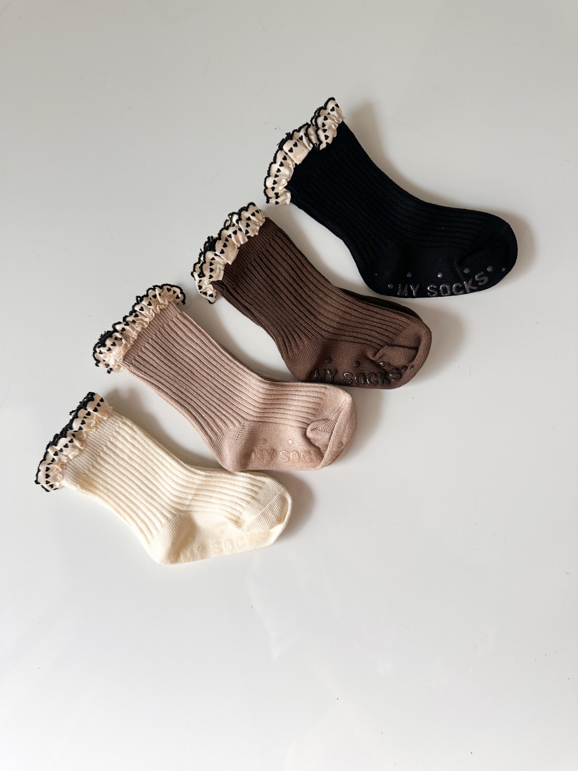 Heart Frill Socks - Image 2
