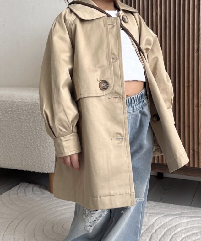 Alternative view of Taylor Trench coat
